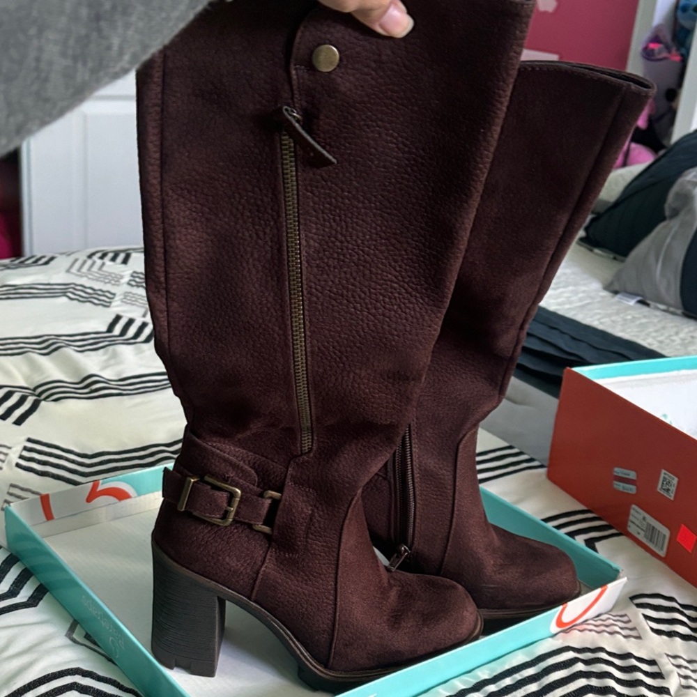 Elegant Brown Knee-High Boots
